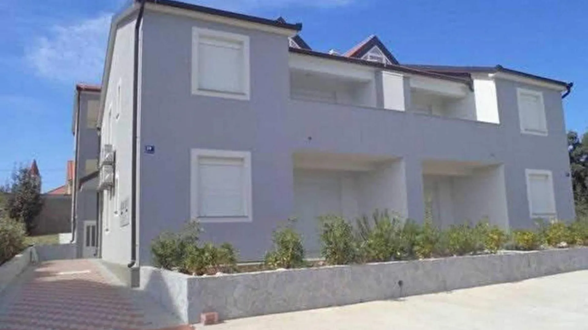 Apartment Ugljanski Gusari - Two Bedroom Apartment With Balcony And Sea View